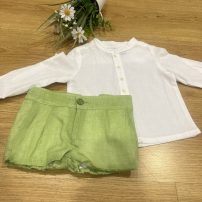 Conjunto camisa y pantalón verde